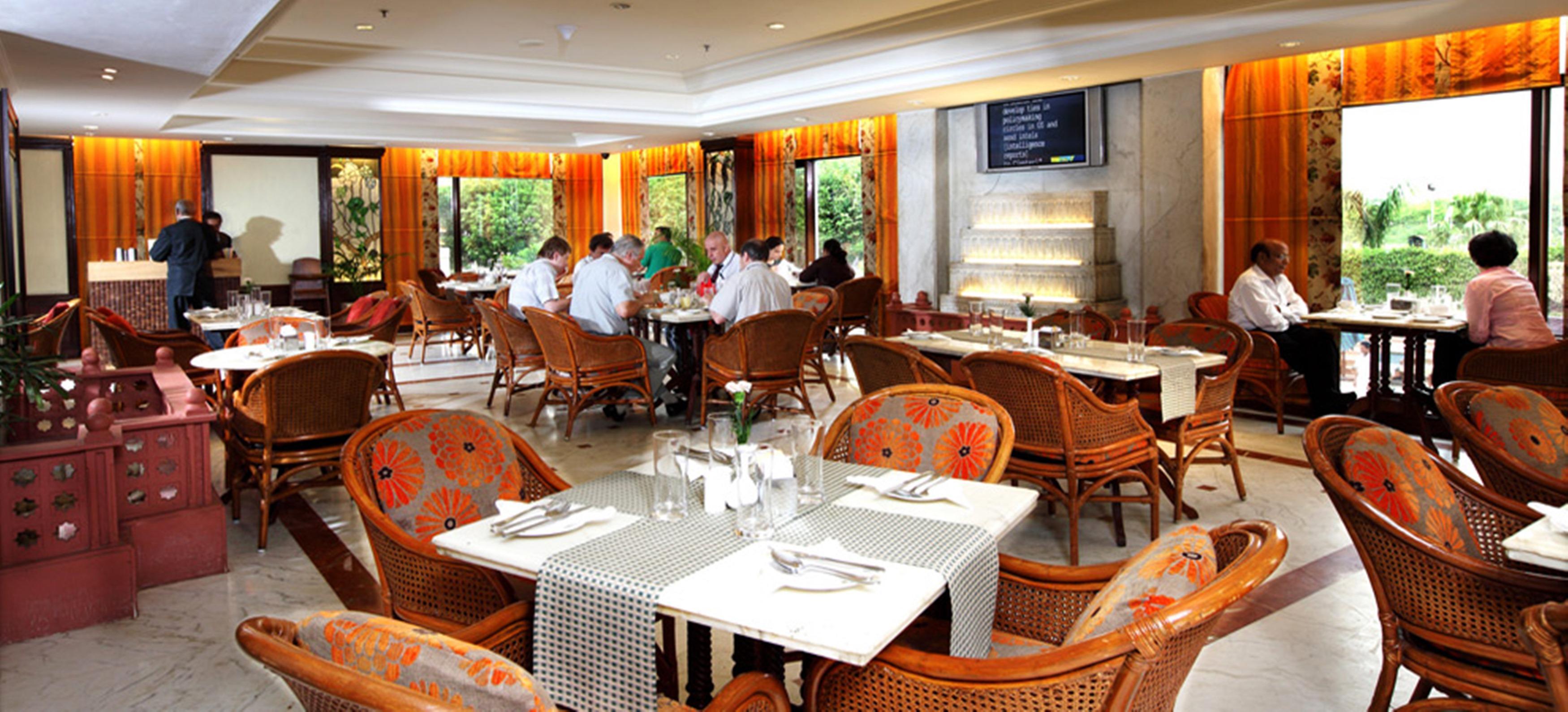 The Ashok, New Delhi Hotel Exterior foto The restaurant