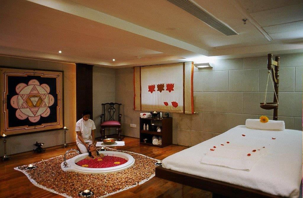 The Ashok, New Delhi Hotel Exterior foto A spa in India