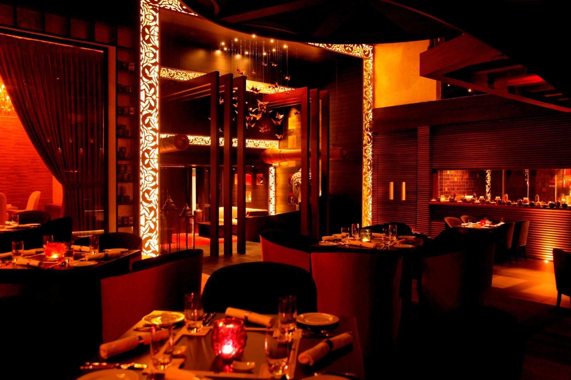 The Ashok, New Delhi Hotel Exterior foto Interior of the restaurant