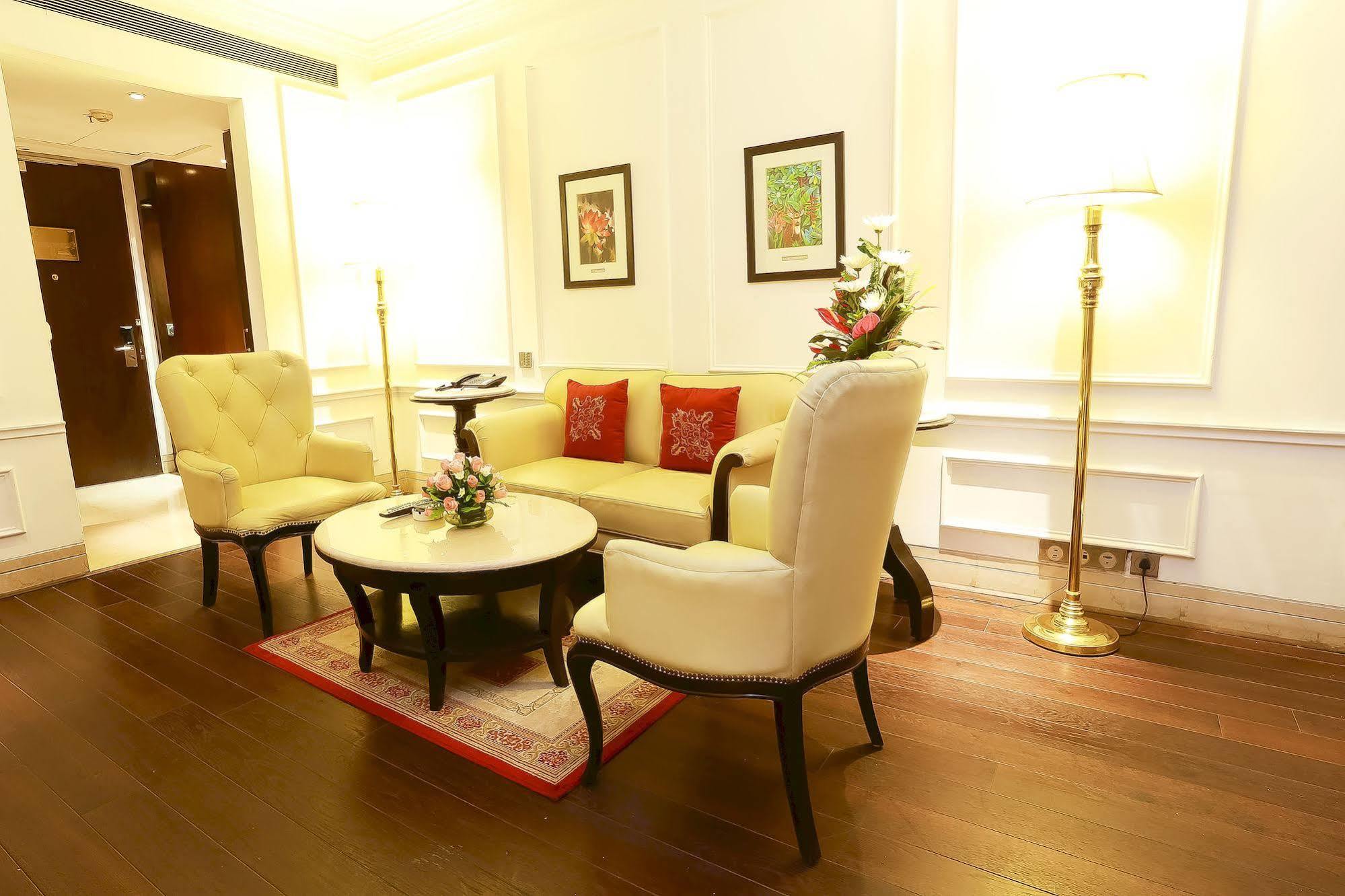 The Ashok, New Delhi Hotel Exterior foto A living room at the Imperial Hotel